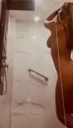 ass-on-the-glass