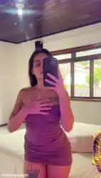 women-with-tanlines