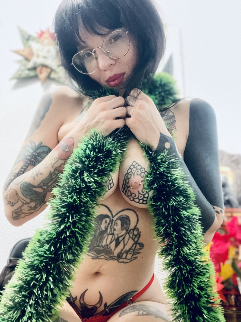 Huge collection of porn photos Big Tits Christmas OnlyFans by 😈Liss 🖤 BUSTY GOTH🦇’s (@cuteliss)