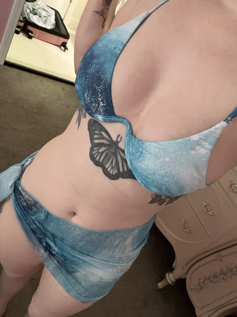 Huge collection of porn photos Amateur Babe Bikini by Liz Leblanc’s (@pinkdevilz)
