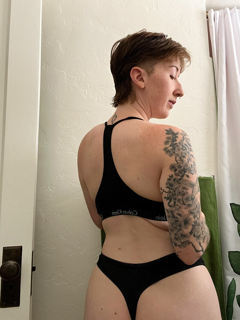 Huge collection of porn photos Ass Amateur OnlyFans by Ellie Fetishism Rowyn’s (@ellierowyn)