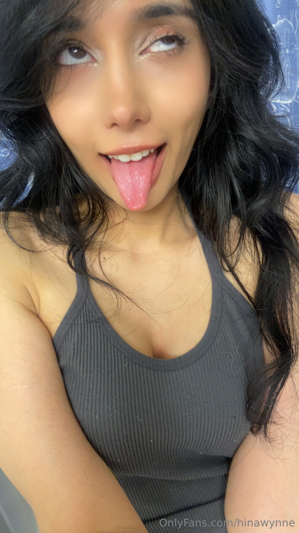 Huge collection of porn photos Blue Eyes Cleavage Lips by Leaked OnlyFans’s (@Leaked-OnlyFans)