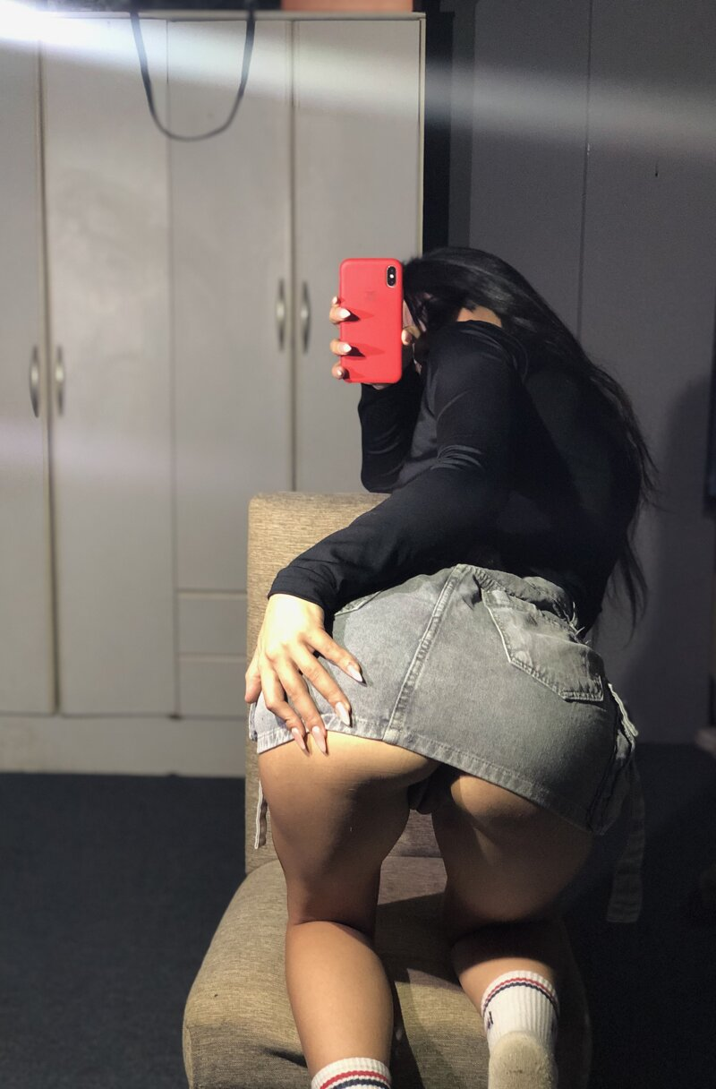 Huge collection of porn photos Upskirt Pussy Thick by Geraldine’s (@oficialgeraldine)
