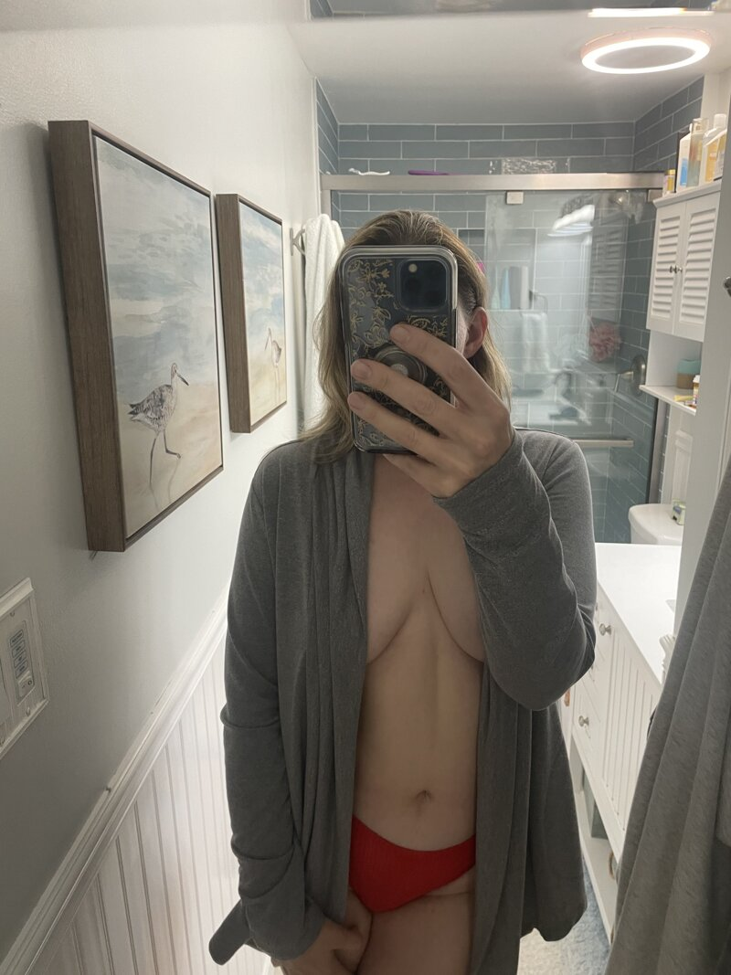 Huge collection of porn photos Amateur Boobs MILF by Emily Sequoia’s (@emilysequoia)
