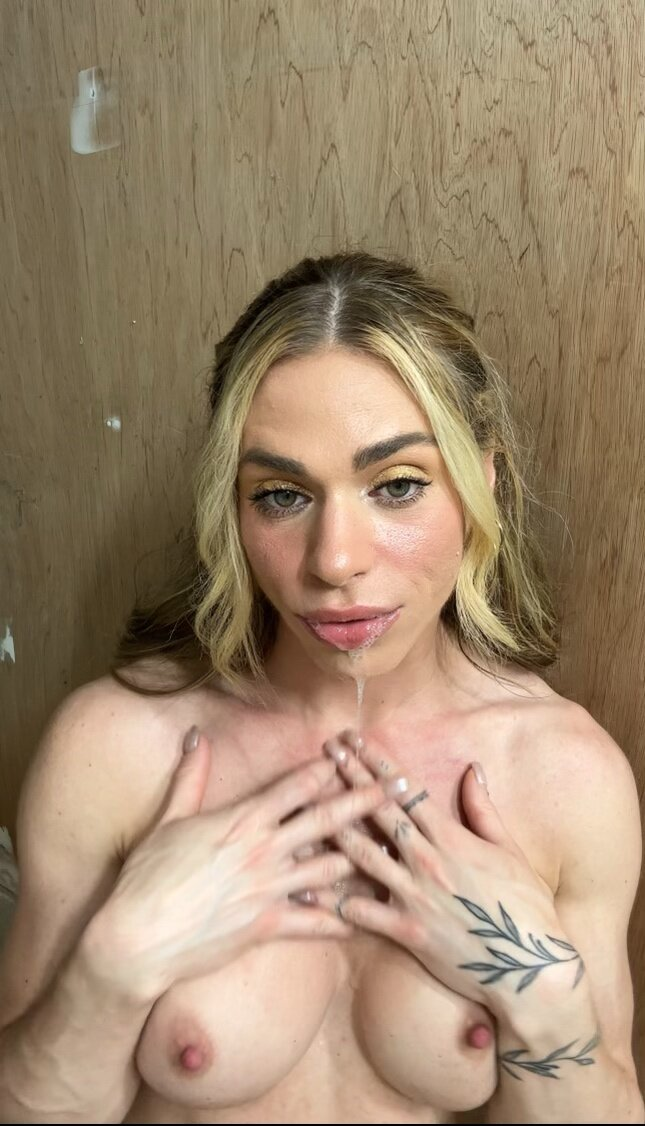 Huge collection of porn photos Big Tits Babe Drooling by Maddy’s (@maddieesx)