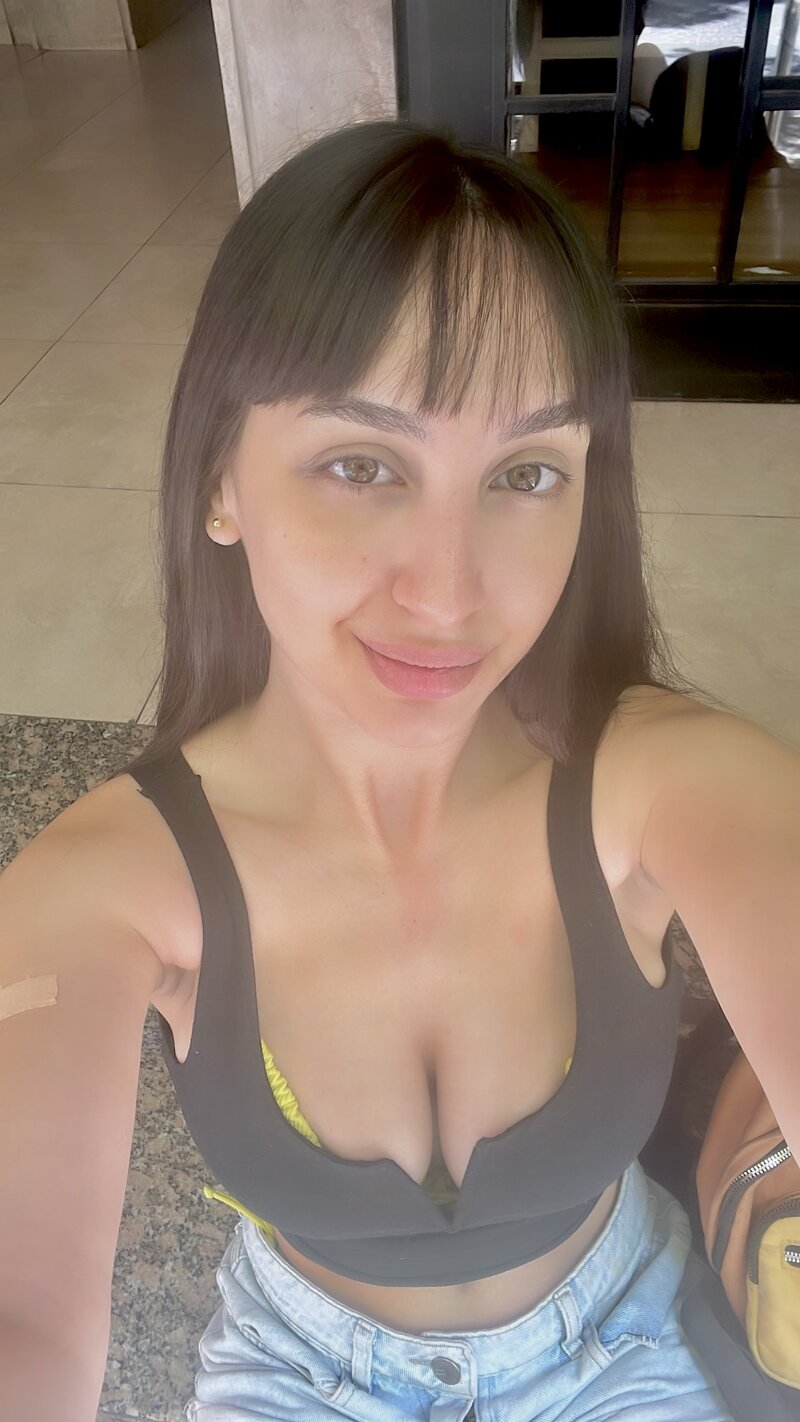 Huge collection of porn photos Latina Pornstar Petite by Ana’s (@naturalwomenana)