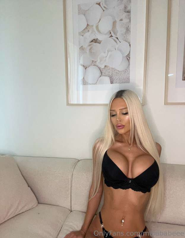 Huge collection of porn photos Big Tits Bra Cleavage by Leaked OnlyFans’s (@Leaked-OnlyFans)