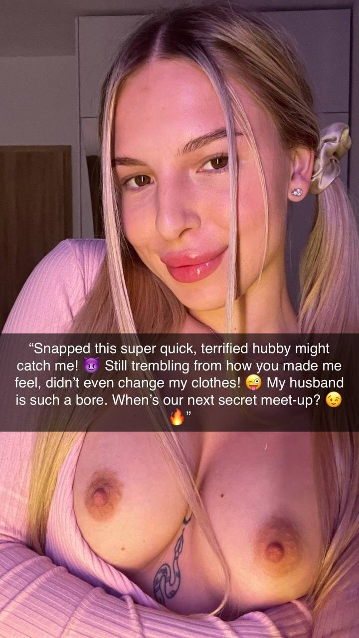 Huge collection of porn photos Amateur Tits Teen by Abella Murr’s (@abellamurr)