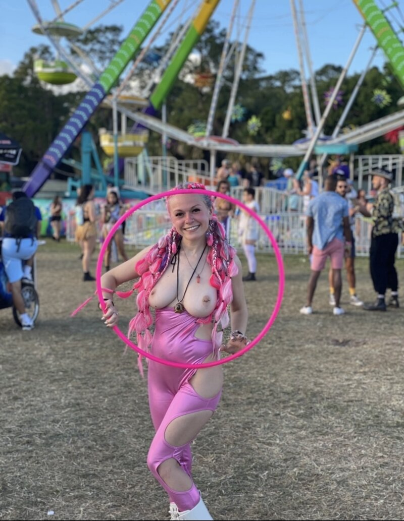 Huge collection of porn photos Boobs Festival Public by meg’s (@megsnotdead)